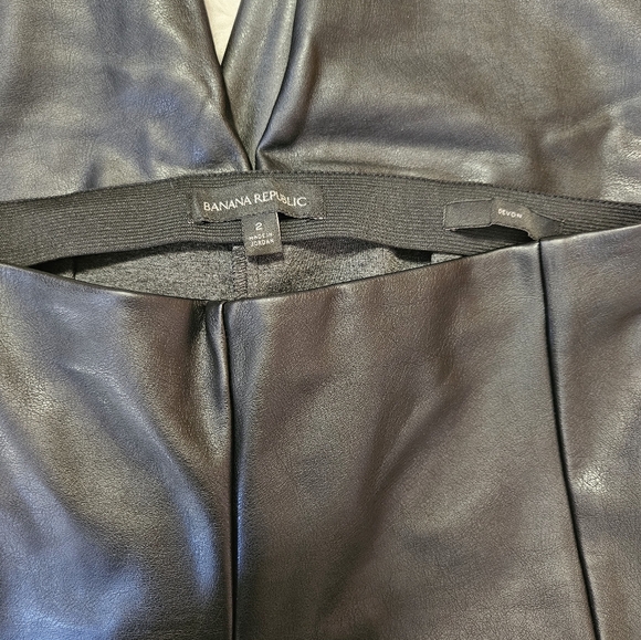 Banana Republic Women's Size 2 Devon Faux Leather Stretch Skinny Pants Leggings - Picture 3 of 4